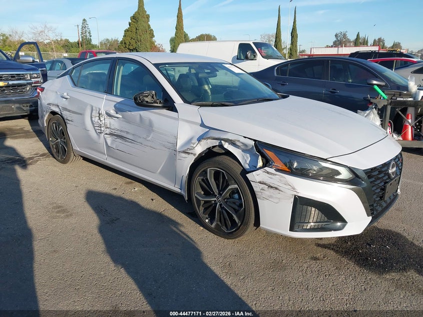 2025 Nissan Altima Sr Fwd