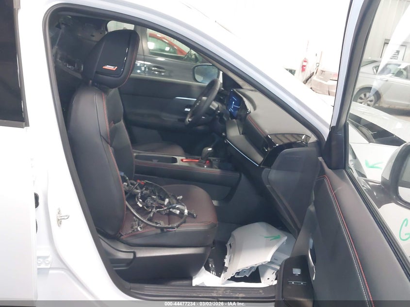 2025 Nissan Kicks Sr Fwd