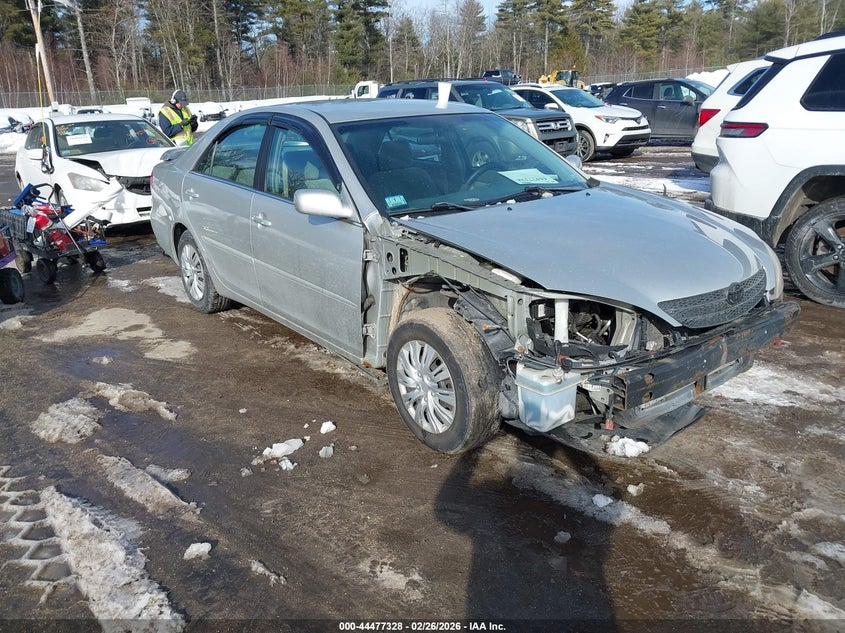 2004 Toyota Camry Le