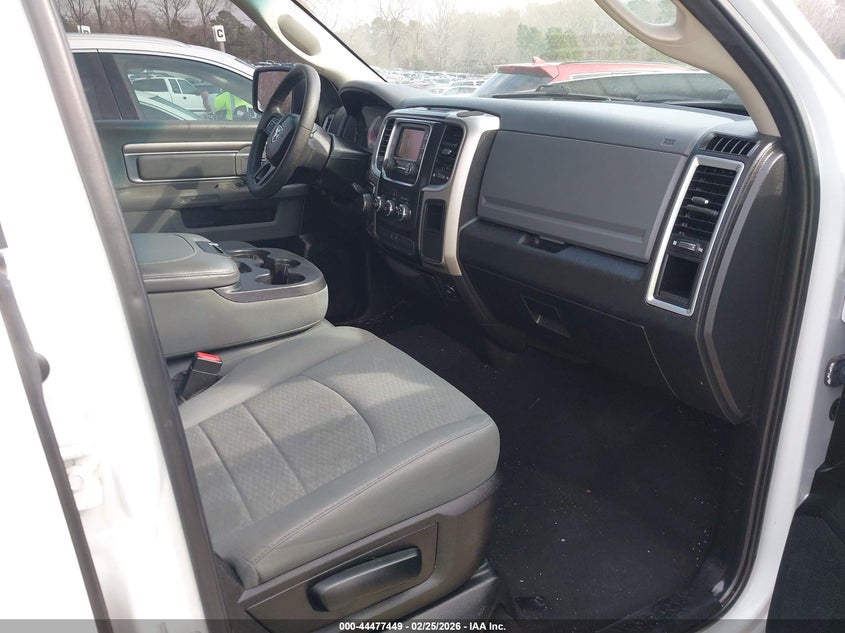 2019 Ram 1500 Classic Slt 4X4 6'4 Box