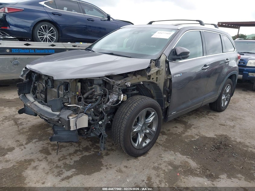 2019 Toyota Highlander Hybrid Limited Platinum