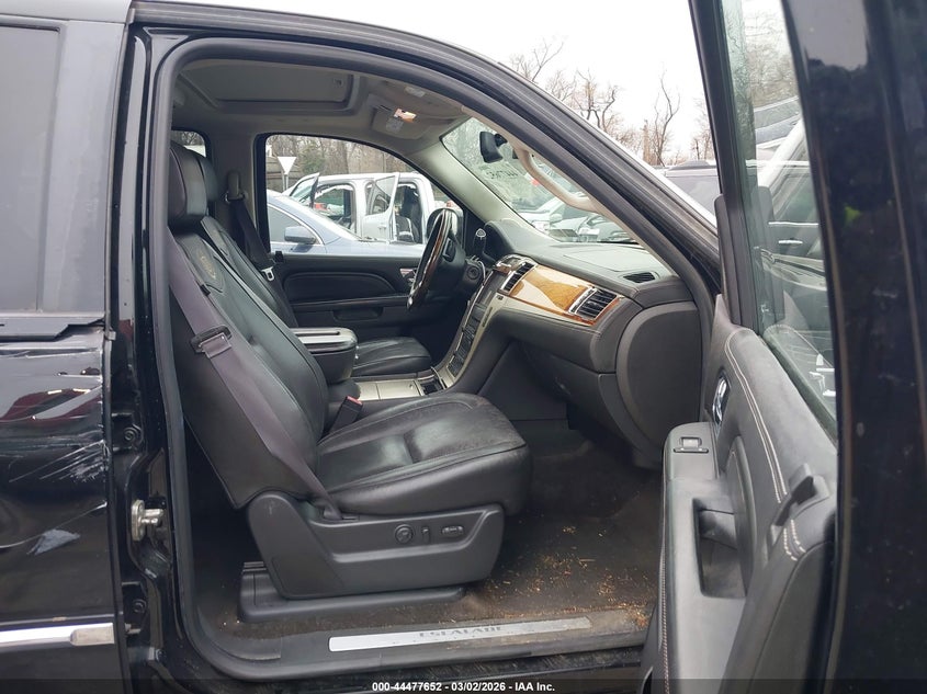 2014 Cadillac Escalade Platinum