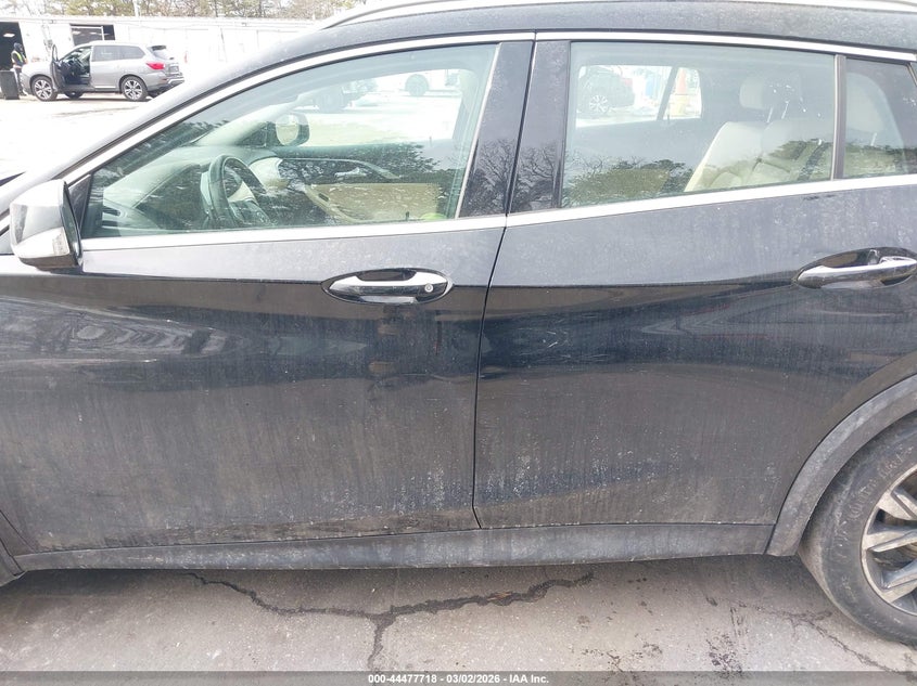 2017 Infiniti Qx30 Premium VIN: SJKCH5CR8HA020139 Lot: 44477718