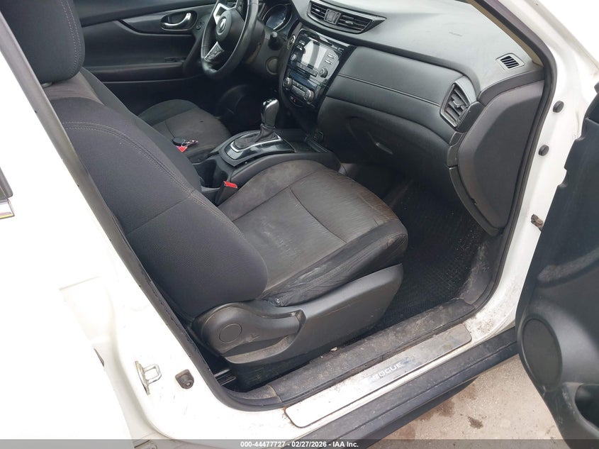 2017 Nissan Rogue Sv