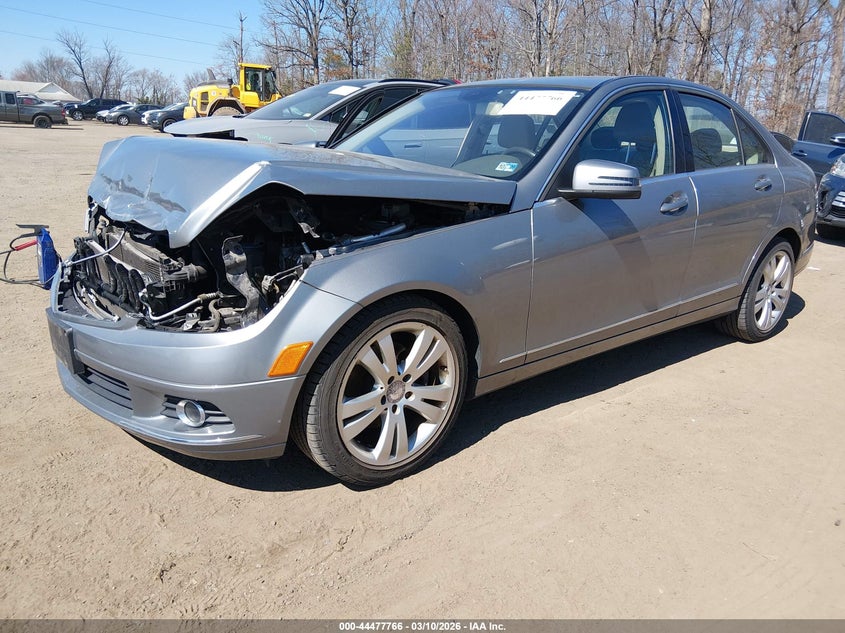 2011 Mercedes-Benz C 300 Luxury 4Matic
