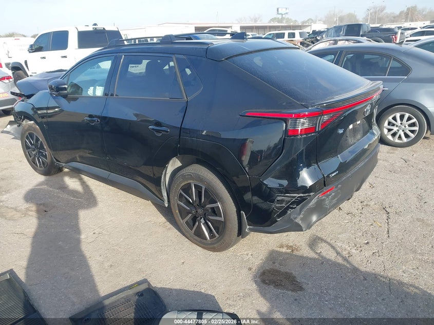 Vin: jtmbcaeb5ta001353, lot: 44974484, toyota bz xle plus 20263