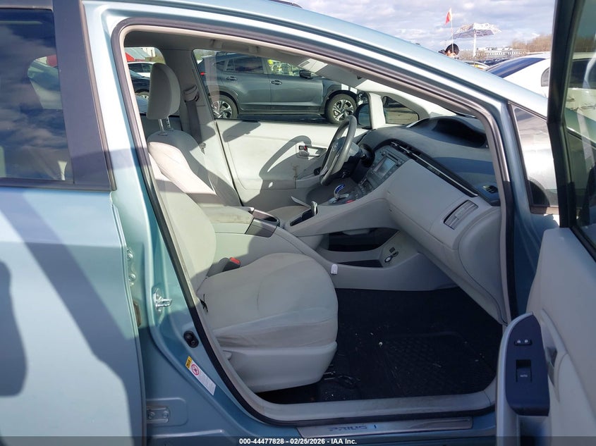 2014 Toyota Prius Three