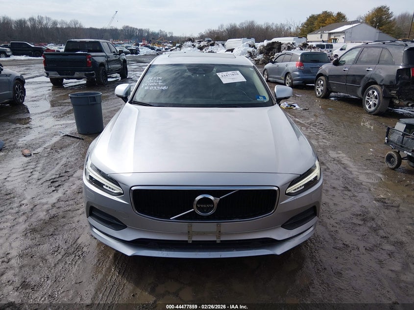 2018 Volvo S90 T6 Momentum VIN: LVY992MK5JP033081 Lot: 44477859