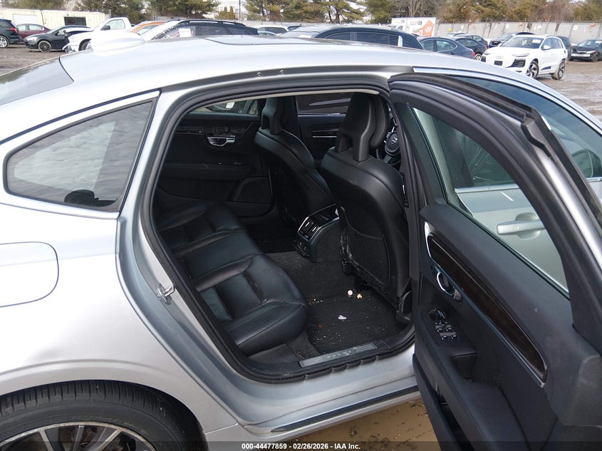 2018 Volvo S90 T6 Momentum VIN: LVY992MK5JP033081 Lot: 44477859