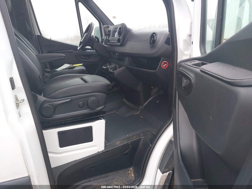 2020 Mercedes-Benz Sprinter 2500 Standard Roof V6