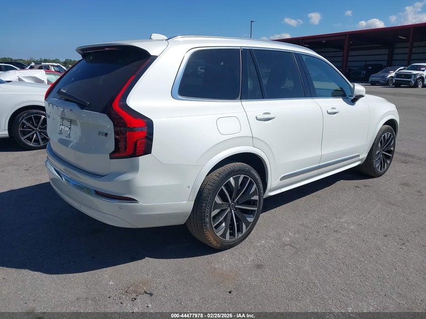 2025 Volvo Xc90 B5 Plus 7-Seater