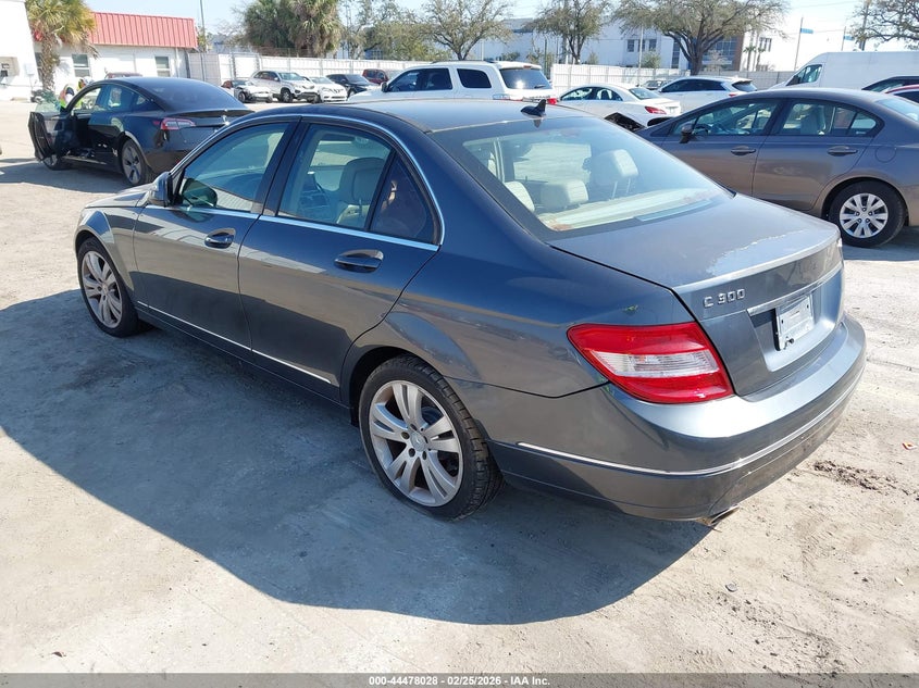 2009 Mercedes-Benz C 300 Luxury 4Matic/Sport 4Matic