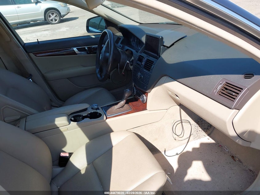 2009 Mercedes-Benz C 300 Luxury 4Matic/Sport 4Matic