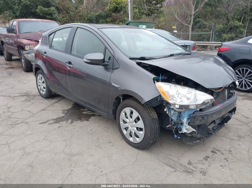 2014 Toyota Prius C Two