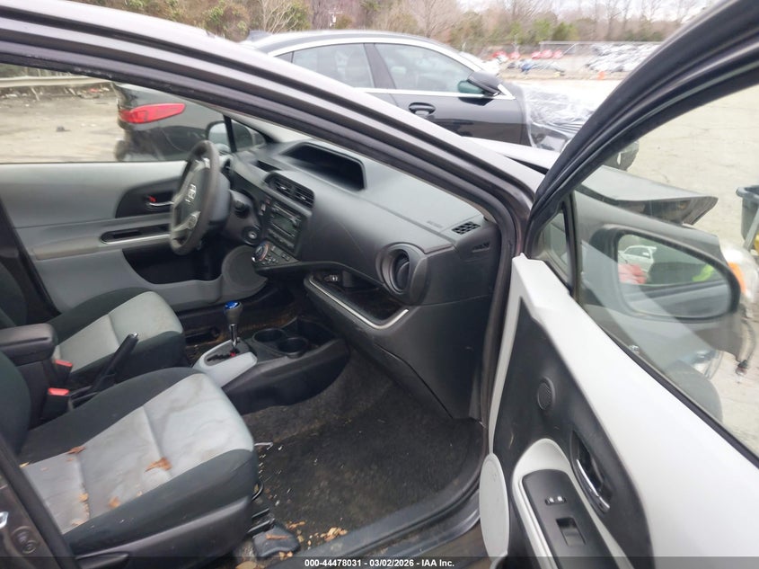 2014 Toyota Prius C Two