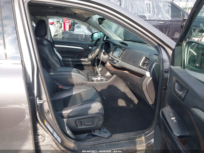 2019 Toyota Highlander Xle