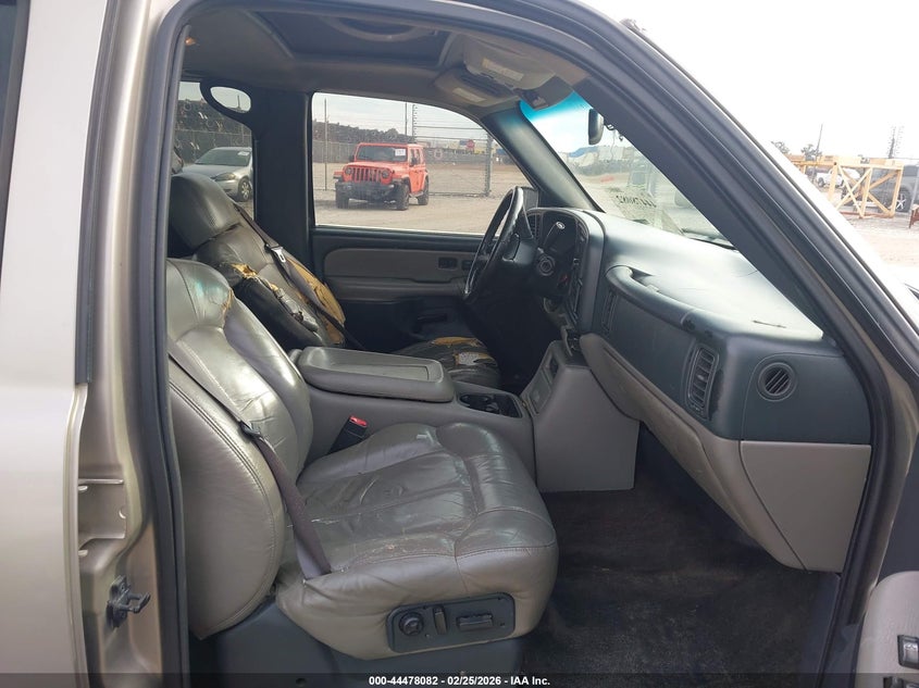 2002 Chevrolet Suburban 1500 Lt