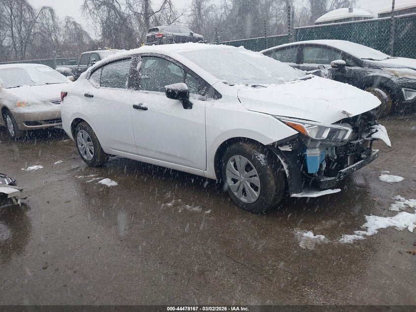 2024 Nissan Versa 1.6 S