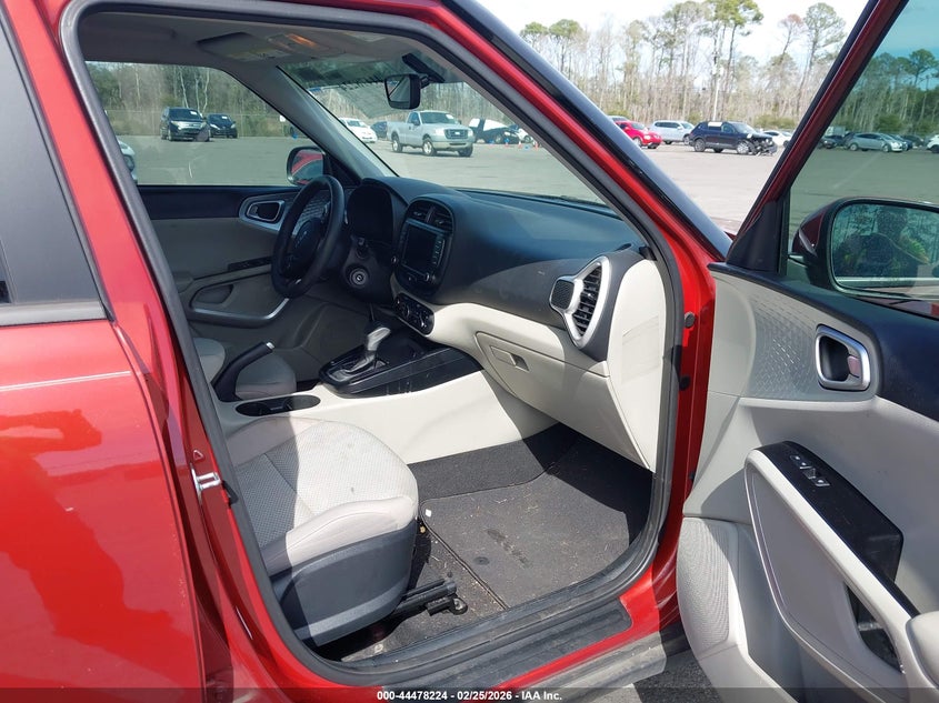 2022 Kia Soul Lx