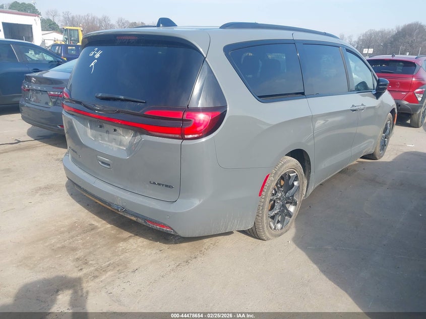 2025 Chrysler Pacifica Limited