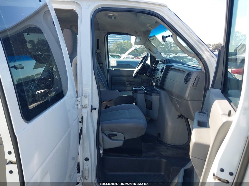 2013 Ford E-350 Super Duty Xlt