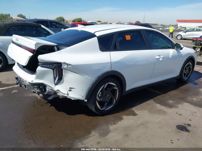 Vin: 3kpfu4de4se028115, lot: 44975384, kia k4 ex 20254