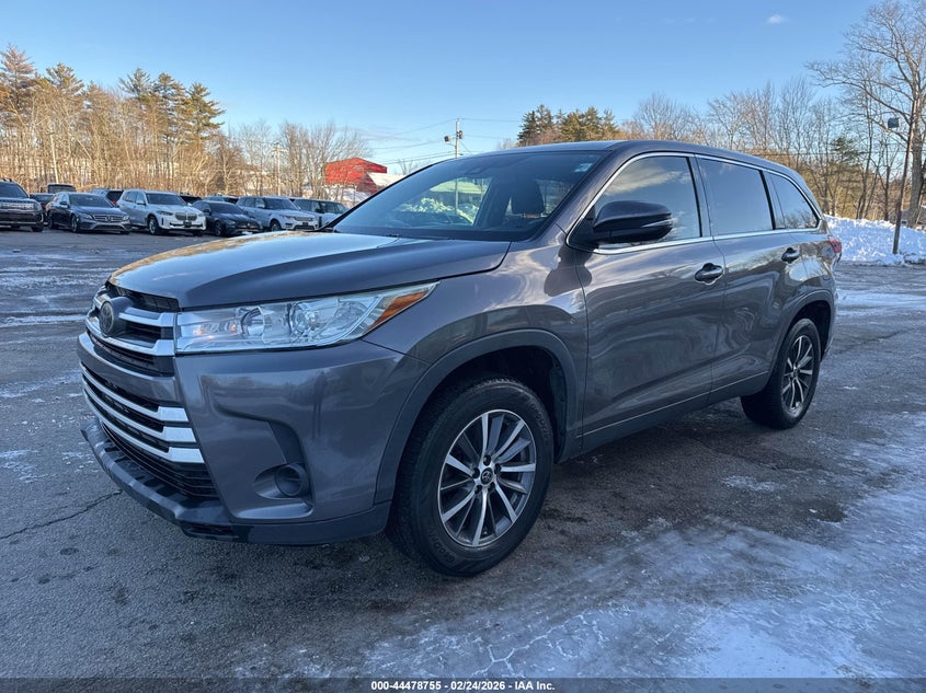 2019 Toyota Highlander Le