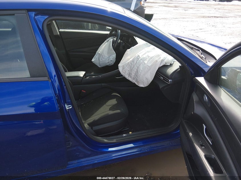 2021 Hyundai Elantra Sel