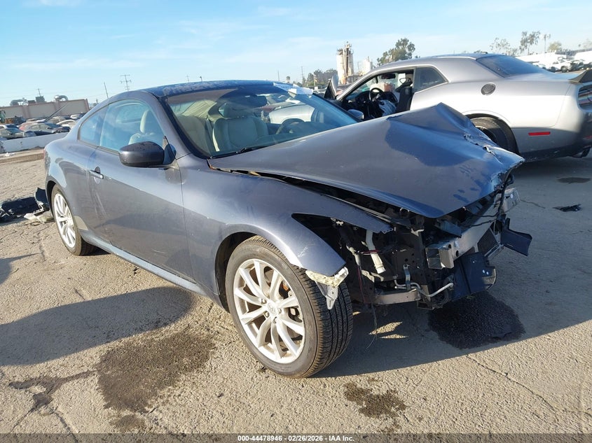 2011 Infiniti G37 Journey