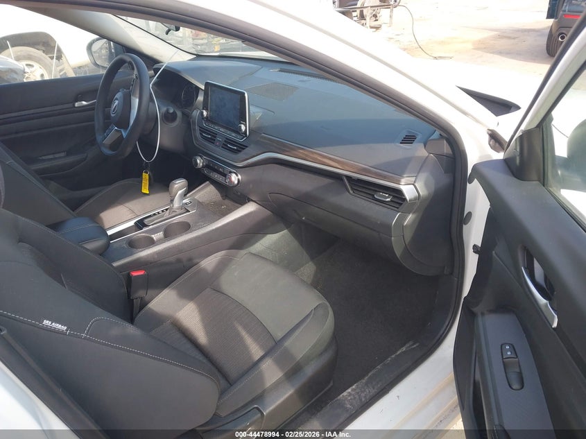 2025 Nissan Altima Sv Fwd