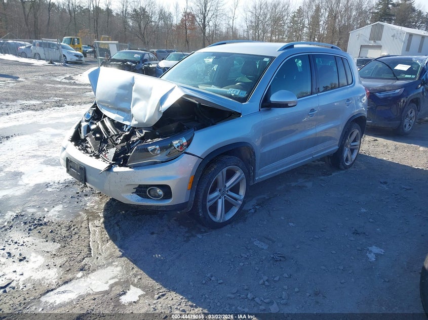 2016 Volkswagen Tiguan R-Line