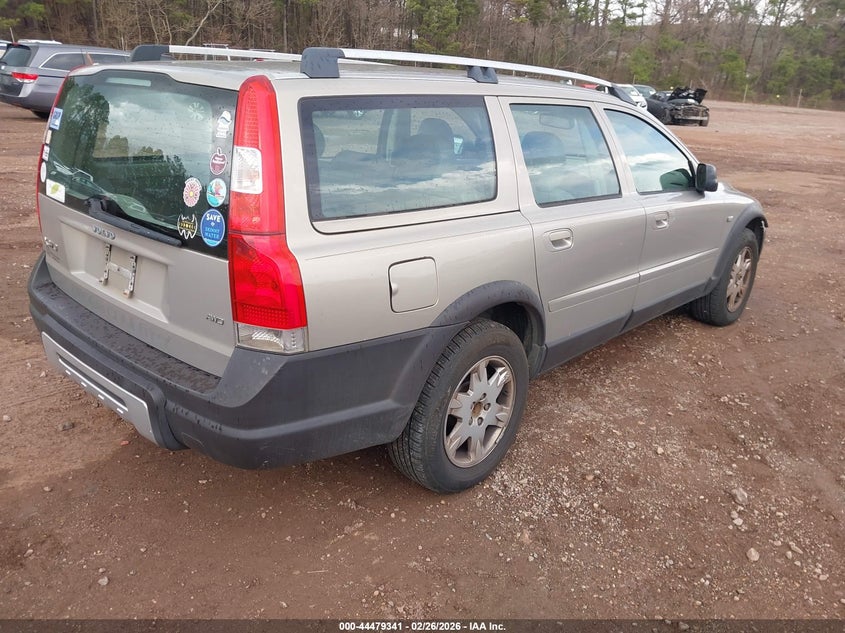 2005 Volvo Xc70 2.5T Awd