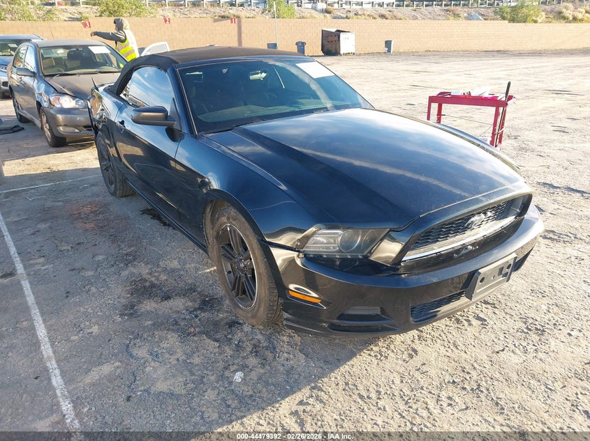 2014 Ford Mustang V6