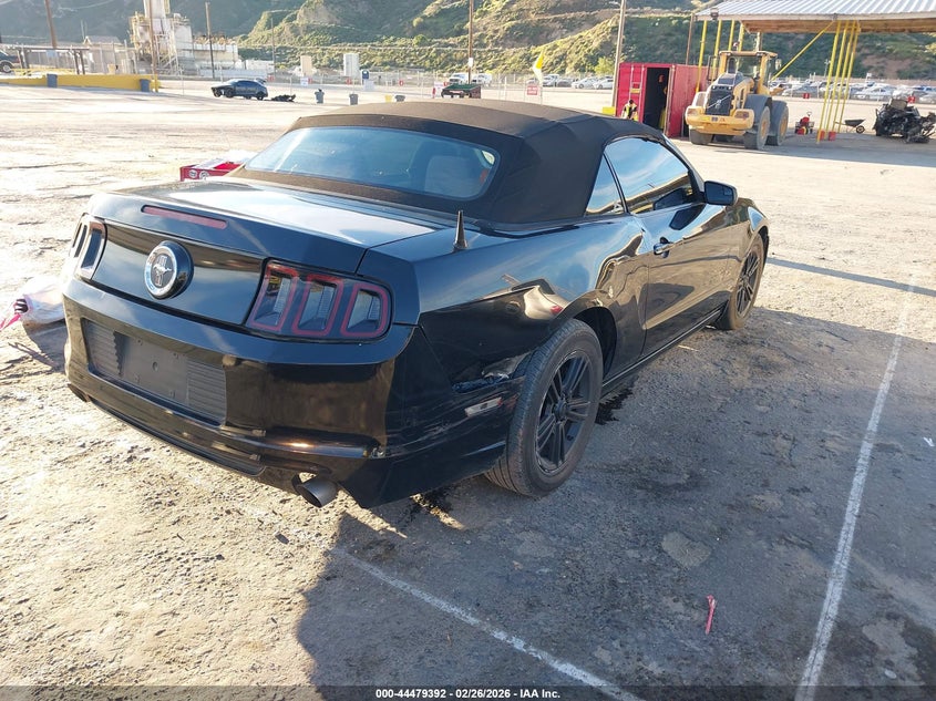 2014 Ford Mustang V6