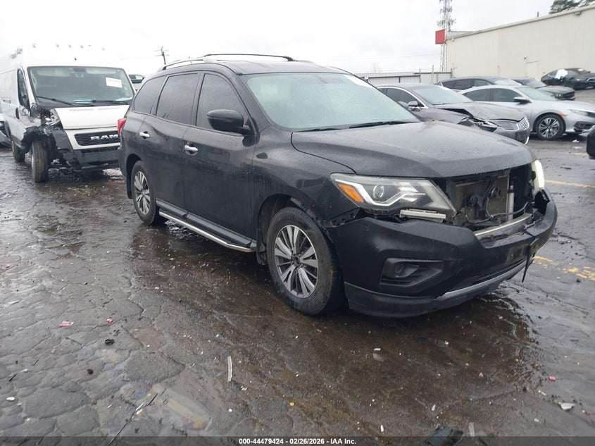 2018 Nissan Pathfinder S