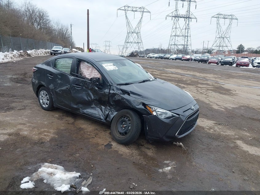 2019 TOYOTA YARIS L