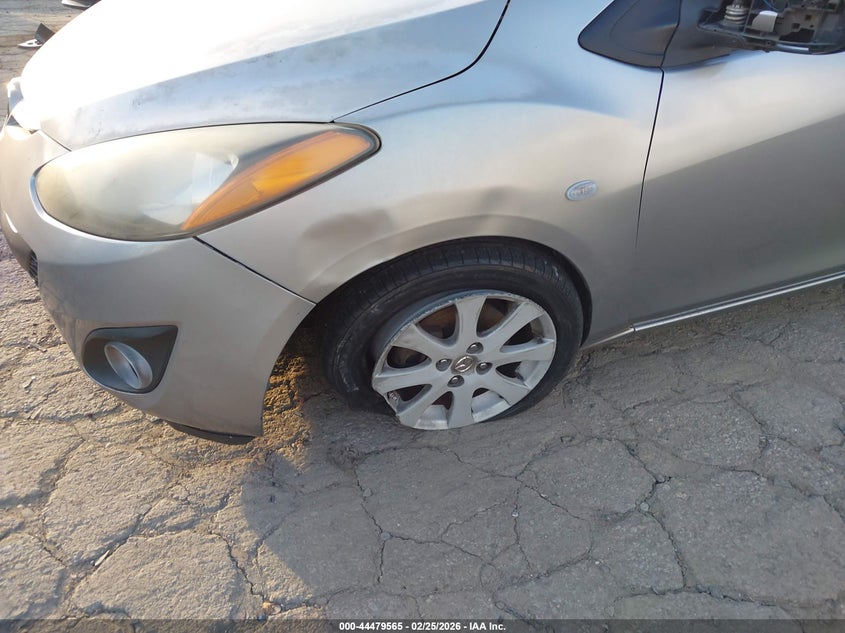 2011 Mazda Mazda2 Touring VIN: JM1DE1HZ5B0104823 Lot: 44479565
