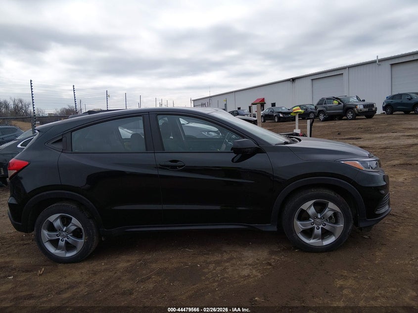VIN 3CZRU6H32LG701923 2020 HONDA HR-V AWD LX