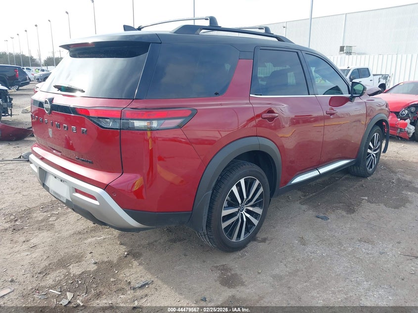 2023 Nissan Pathfinder Platinum Fwd