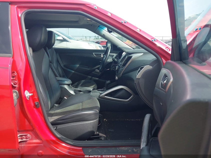 2013 Hyundai Veloster Base W/Black