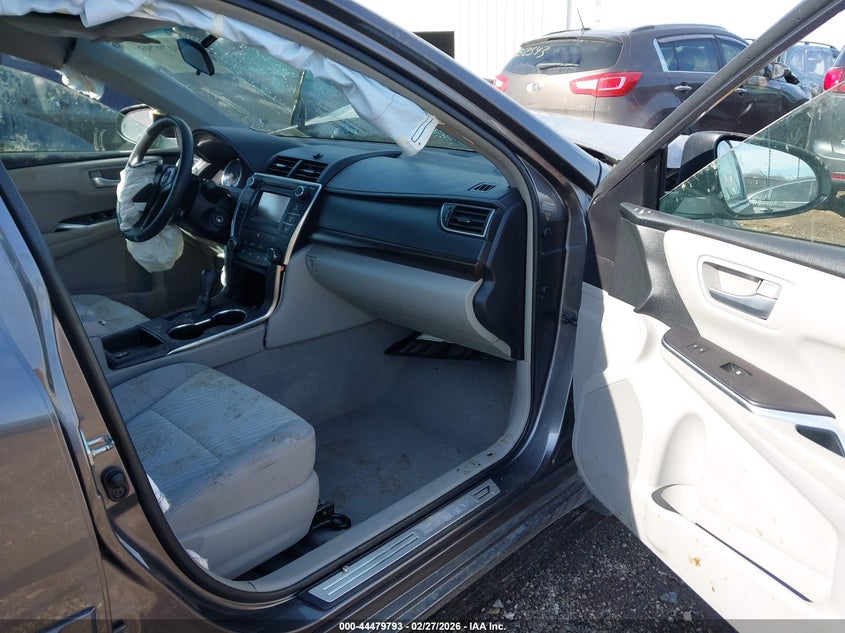 2016 Toyota Camry Le