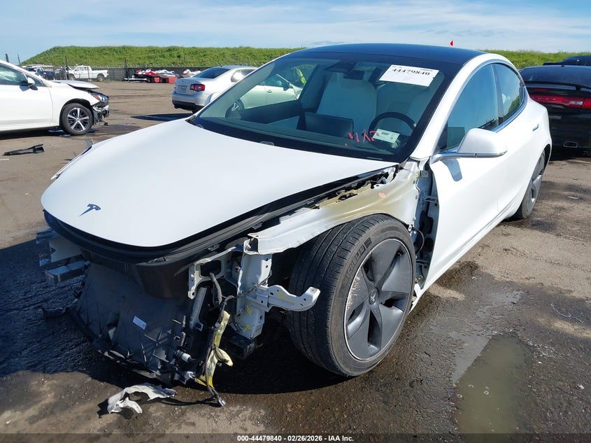 5YJ3E1EA7KF431896 2019 Tesla Model 3 Long Range/Mid Range/Standard Range/Standard Range Plus white