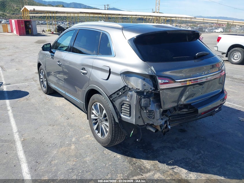 2022 Lincoln Nautilus Standard