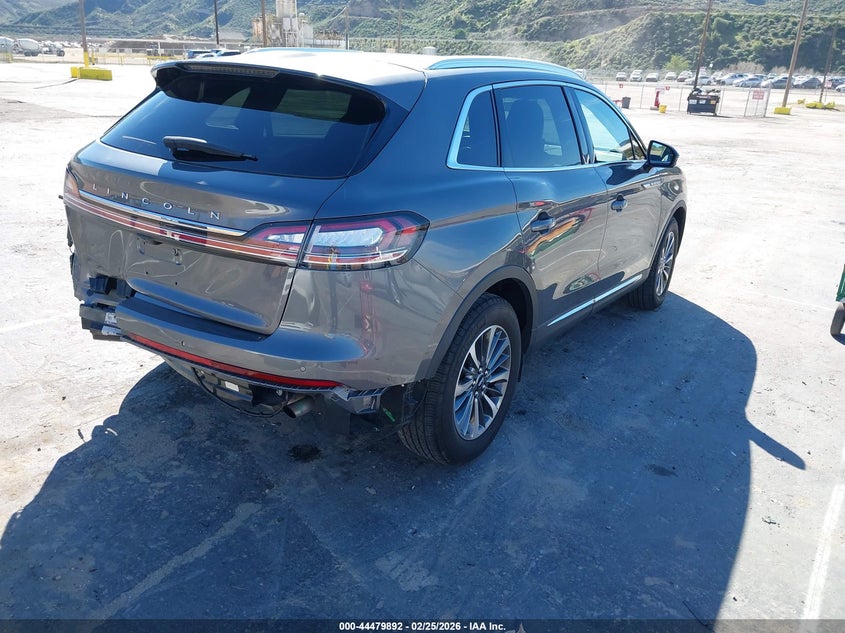 2022 Lincoln Nautilus Standard