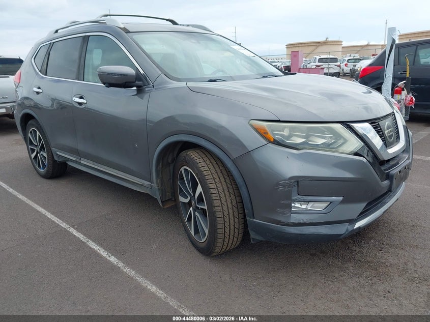 2017 NISSAN ROGUE SL
