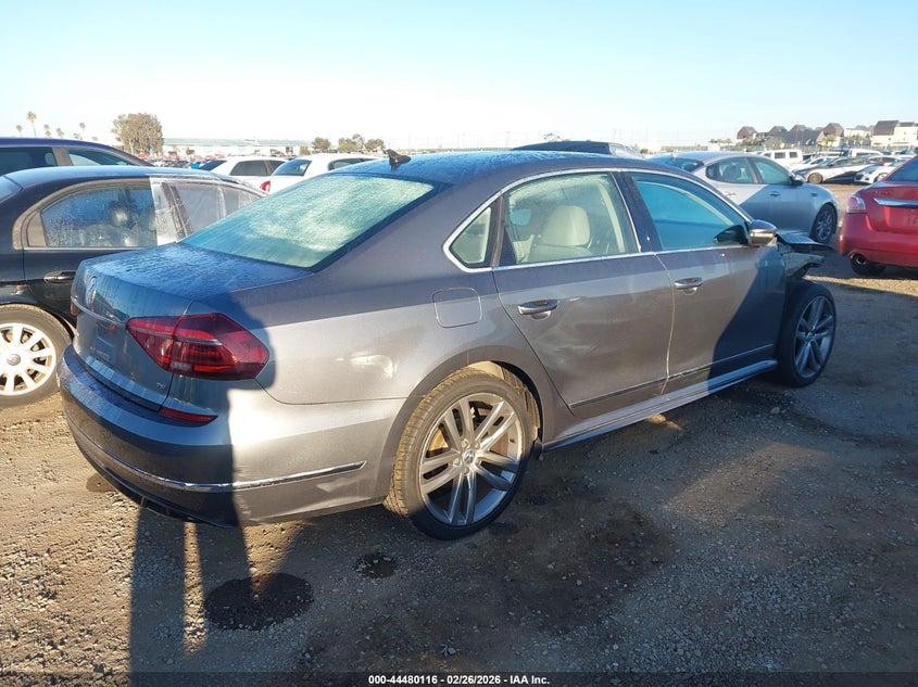 2017 Volkswagen Passat 1.8T R-Line