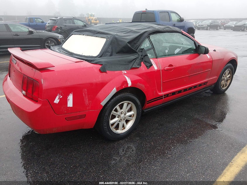 2007 Ford Mustang V6 Deluxe/V6 Premium