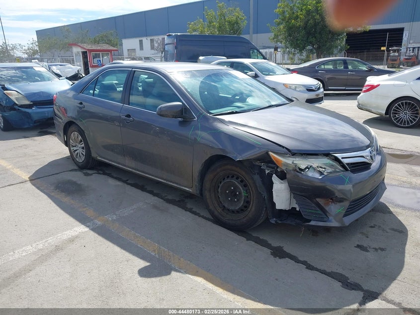 2013 Toyota Camry Le