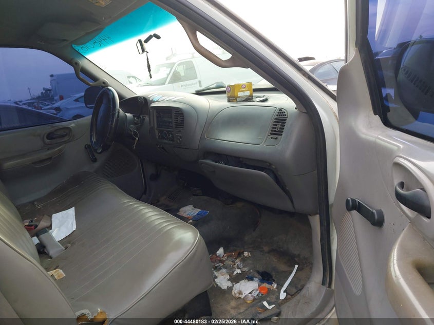 2000 Ford F-150 Work Series/Xl/Xlt