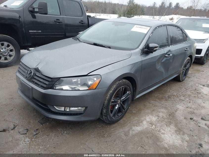 2013 Volkswagen Passat 3.6L V6 Sel Premium
